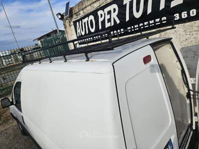 Peugeot Expert 220ST 2.0 HDi/94 cat PC Furgone Bianco usata Andria