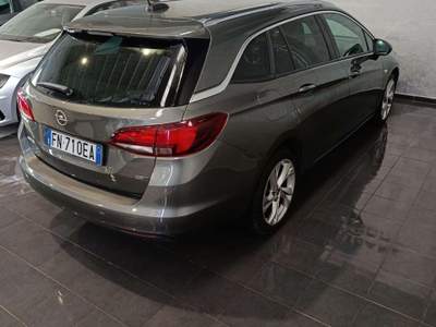 Opel Astra Astra 1.6 CDTi 110CV Start&Stop Sports Tourer Inno Grigio usata Cornaredo