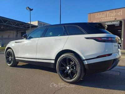 Land Rover Range Rover Velar 2.0D I4 180CV R-Dynamic S km 49.000 Bianco usata Mazzano