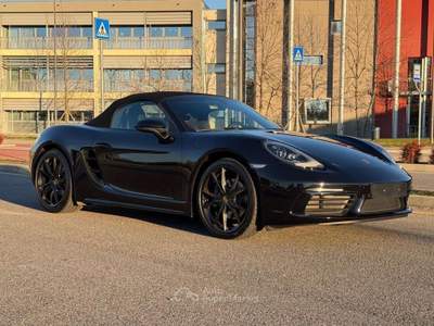 Porsche Boxster 718 Boxster 2.0 300cv pdk Nero usata LIMENA