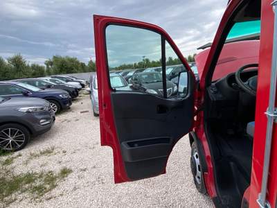 Iveco Daily 35C11 2.8 TDI CENTINATO CABINATO PATENTE B GEMELLATO IVA Rosso usata Corato