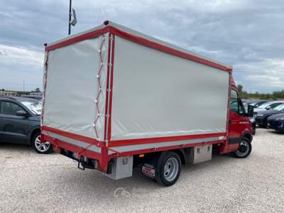 Iveco Daily 35C11 2.8 TDI CENTINATO CABINATO PATENTE B GEMELLATO IVA Rosso usata Corato