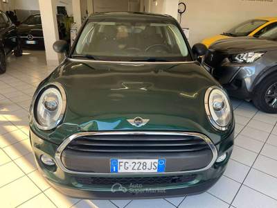 MINI One Mini IV F55-F56 1.2 Hype 5p EURO6 Verde usata Caravaggio