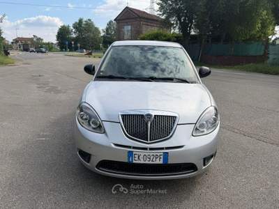 Lancia Ypsilon 1.2 Benzina Euro 5 Argento usata TORINO