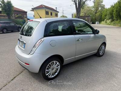 Lancia Ypsilon 1.2 Benzina Euro 5 Argento usata TORINO