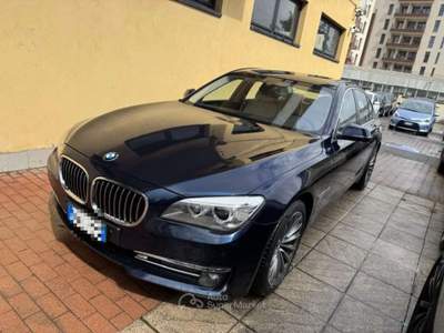 BMW Serie 7 740d 740 d xDrive Eccelsa Blu/Azzurro usata Sesto San Giovanni