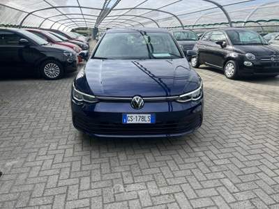 Volkswagen Golf 1.0 eTSI 81kW EVO Life DSG Blu/Azzurro usata Milano