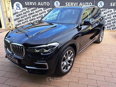 BMW X5 X5 xdrive30d xLine auto Nero usata Casoria