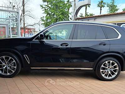 BMW X5 X5 xdrive30d xLine auto Nero usata Casoria