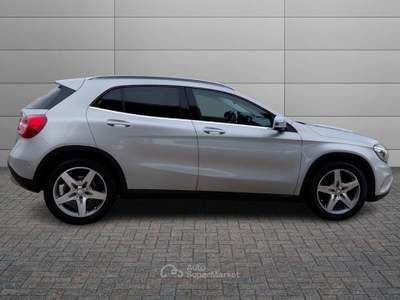 Mercedes-Benz GLA 220 CDI AUTOMATIC 4MATIC Executive Argento usata Cagliari