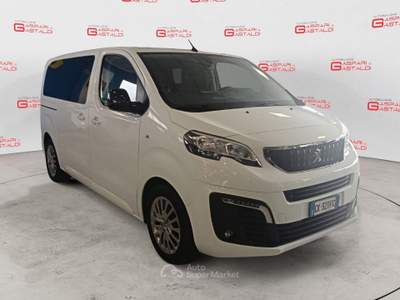 Peugeot Traveller BlueHDi 120 S&S Business Standard 9 POSTI Bianco usata Villaga