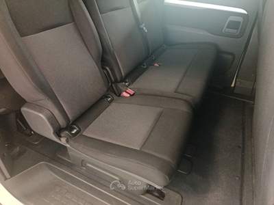 Peugeot Traveller BlueHDi 120 S&S Business Standard 9 POSTI Bianco usata Villaga
