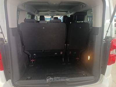Peugeot Traveller BlueHDi 120 S&S Business Standard 9 POSTI Bianco usata Villaga
