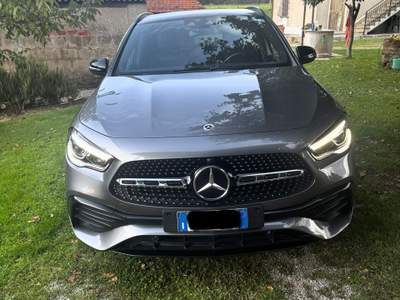 Mercedes-Benz GLA Vettura in ottime condizioni Grigio usata Castiglion Fiorentino