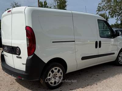 Fiat Doblò Maxi 3 posti usata Aprilia
