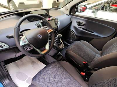 Lancia Ypsilon Ypsilon 1.0 hybrid Gold s&s 70cv SENZA VINCOLO DI FINANZIAMENTO Blu/Azzurro usata Torino