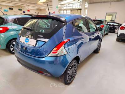 Lancia Ypsilon Ypsilon 1.0 hybrid Gold s&s 70cv SENZA VINCOLO DI FINANZIAMENTO Blu/Azzurro usata Torino