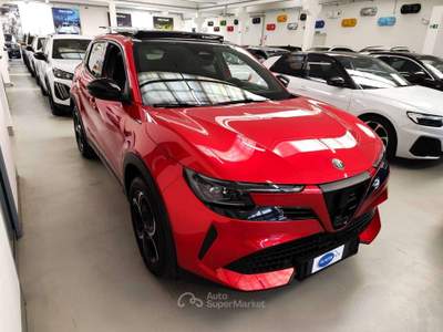 Alfa Romeo Junior Junior 1.2 ibrida Speciale 145cv edct6 SENZA VINCOLO Rosso usata Torino Alfa Romeo Junior Junior 1.2 ibrida Speciale 145cv edct6 SENZA VINCOLO Rosso usata Torino