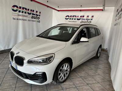 BMW Serie 2 Active Tourer 220d d Grantour 7/P Active Business aut. Bianco usata San Cesareo