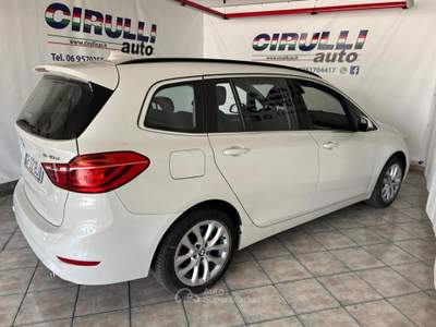 BMW Serie 2 Active Tourer 220d d Grantour 7/P Active Business aut. Bianco usata San Cesareo
