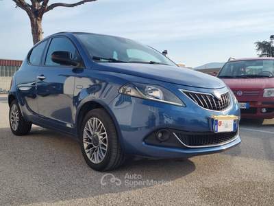 Lancia Ypsilon 5 porte S&S Hybrid Ecochic Gold Blu/Azzurro usata San Giuseppe Vesuviano