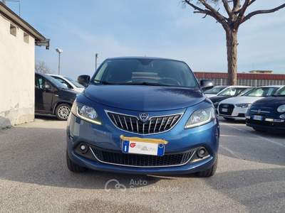Lancia Ypsilon 5 porte S&S Hybrid Ecochic Gold Blu/Azzurro usata San Giuseppe Vesuviano