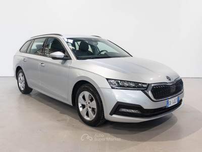 Skoda Octavia EVO SCR DSG Wagon Executive Argento usata Brescia