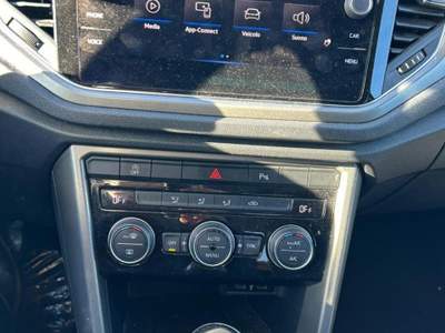 Volkswagen T-Roc 1.0 TSI Style BlueMotion Technology Grigio usata San Cesareo