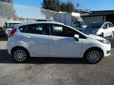 Ford Fiesta 5 porte Business Bianco usata Qualiano