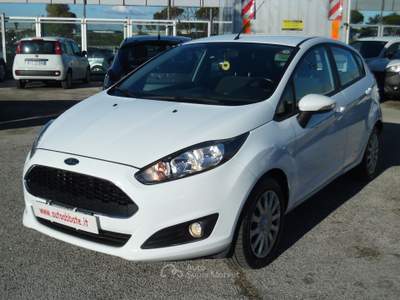 Ford Fiesta 5 porte Business Bianco usata Qualiano