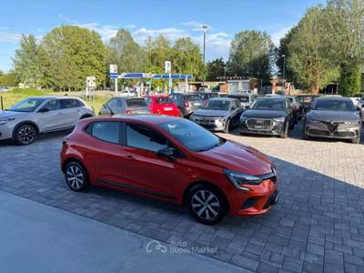 Renault Clio 5 porte Equilibre ANCHE PER NEOPATENTATI Arancione usata Russi