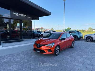 Renault Clio 5 porte Equilibre ANCHE PER NEOPATENTATI Arancione usata Russi