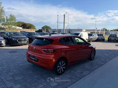 Renault Clio 5 porte Equilibre ANCHE PER NEOPATENTATI Arancione usata Russi