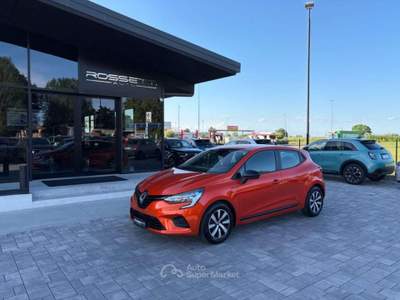 Renault Clio 5 porte Equilibre ANCHE PER NEOPATENTATI Arancione usata Russi