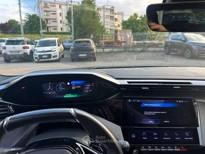 Peugeot 308 Plug-in Hybrid 180 e-EAT8 GT Verde usata Scandiano