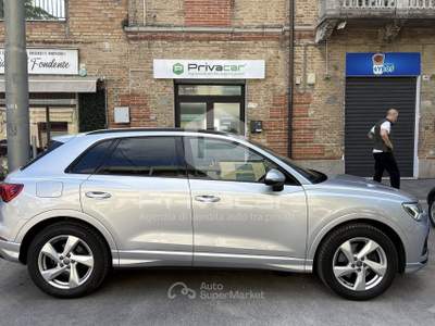 Audi Q3 AUDI Q3 40 TDI quattro S tronic Business Advanced Grigio usata Montesilvano