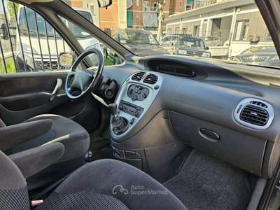 Citroen Xsara Xsara Picasso 1.6 hdi 16v Elegance 110cv fap Grigio usata Torino