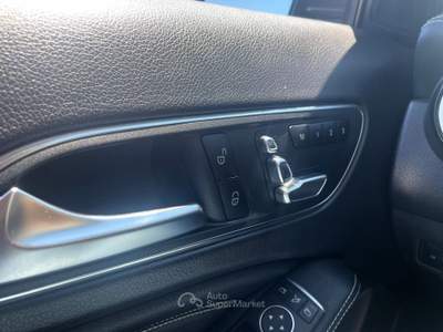 Mercedes-Benz GLA Night Edition, vettura aziendale Bianco usata Ancona