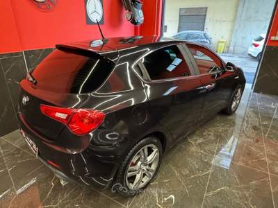 Alfa Romeo Giulietta TCT Super Nero usata Giugliano in Campania