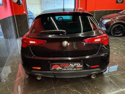 Alfa Romeo Giulietta TCT Super Nero usata Giugliano in Campania