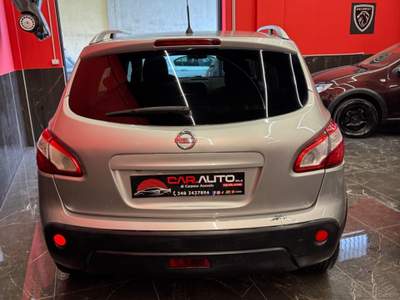 Nissan Qashqai DPF Tekna Argento usata Giugliano in Campania