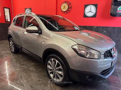 Nissan Qashqai DPF Tekna Argento usata Giugliano in Campania