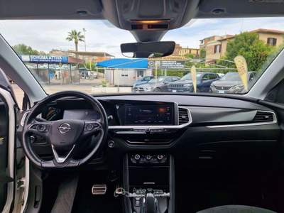 Opel Grandland X 1.6 phev Ultimate awd300cv auto PROMO FINANZIAMENT Bianco usata Roma