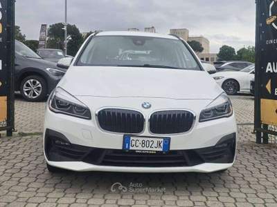 BMW Serie 2 Gran Tourer 220i 220 Gran Tourer xdrive auto 7posti PROMO FINANZIAMENTO Bianco usata Roma