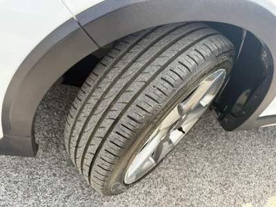 Ford Fiesta ACTIVE 1.0ECOBOOST 86CV EURO6B Bianco usata giugliano in campania