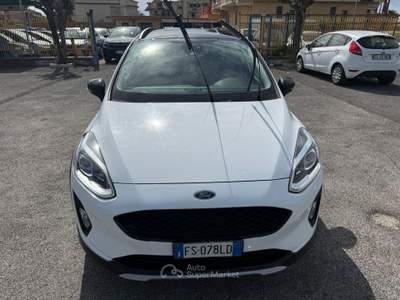 Ford Fiesta ACTIVE 1.0ECOBOOST 86CV EURO6B Bianco usata giugliano in campania