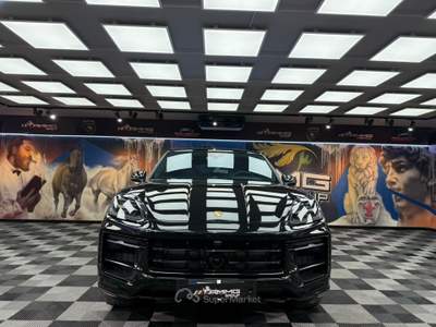 Porsche Cayenne Coupé 3.0 V6 E-Hybrid (402) Nero usata Calenzano