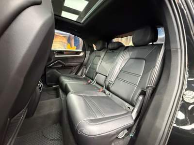 Porsche Cayenne Coupé 3.0 V6 E-Hybrid (402) Nero usata Calenzano