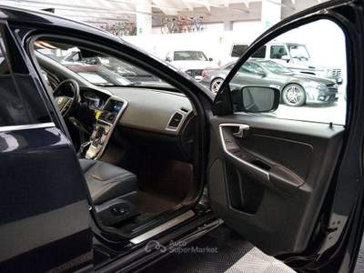 Volvo XC60 D4 Geartronic Volvo Ocean Race Tetto Panoramico Nero usata Monza