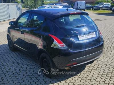 Lancia Ypsilon 5 porte Silver Elefantino Rosa Nero usata Pieve a Nievole